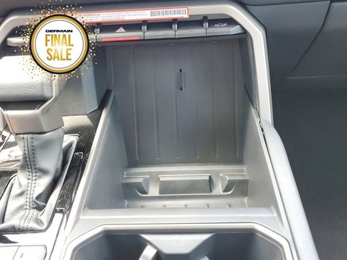 New 2025 Toyota Tundra Limited image 28