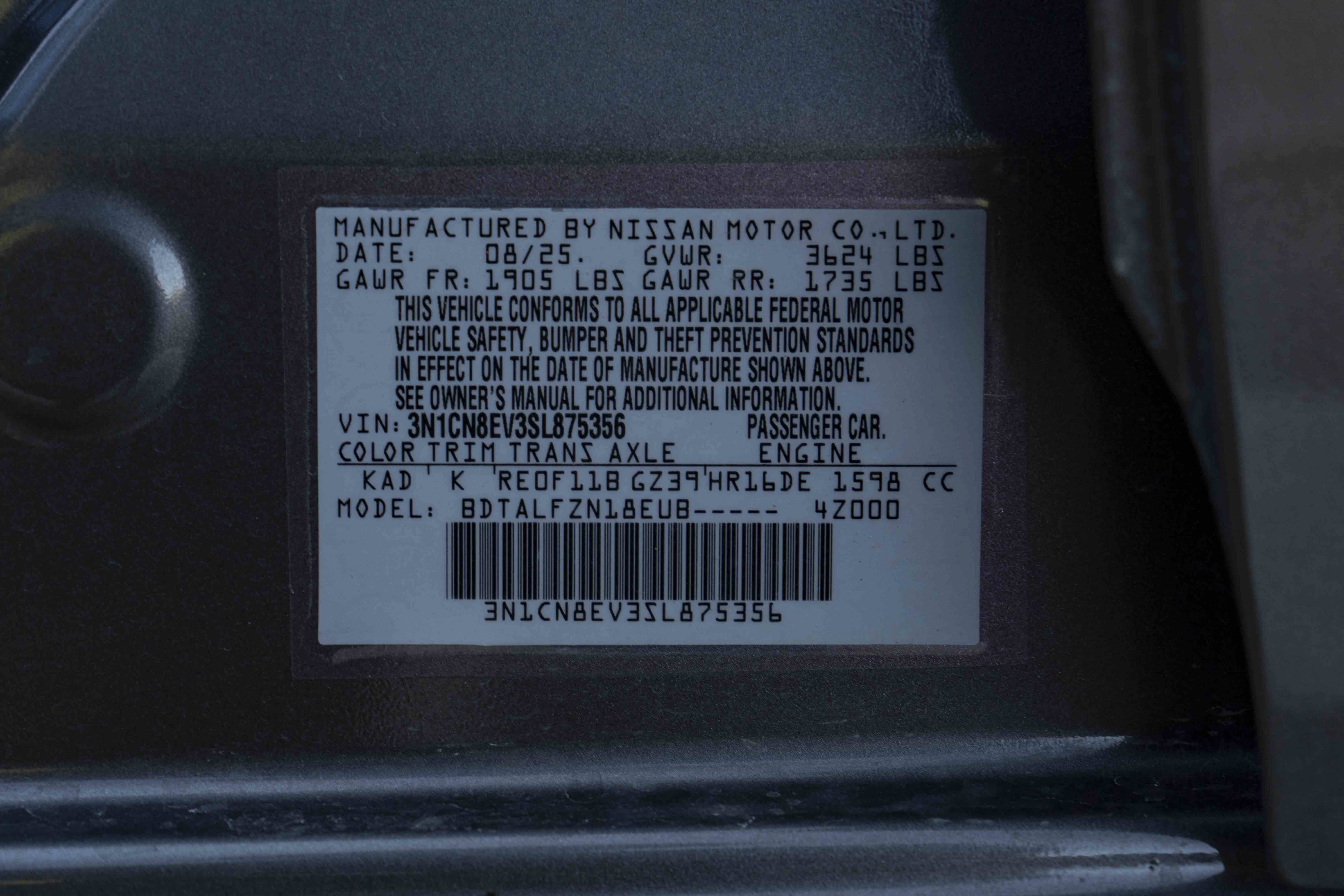 Used 2025 Nissan Versa SV w/ Trunk Package FWD image 39
