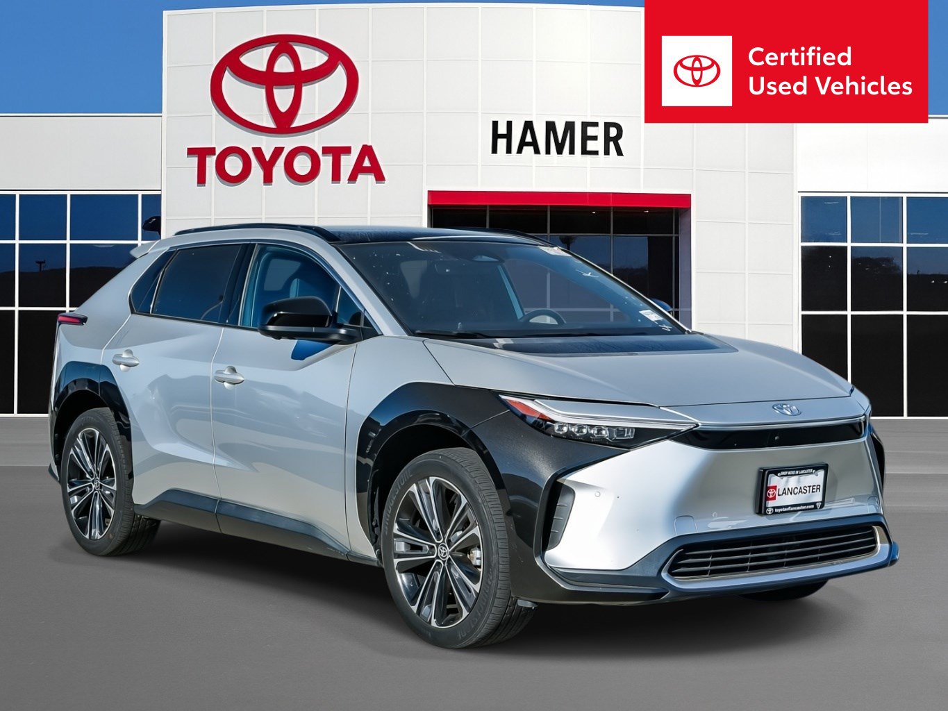 Certified 2023 Toyota bZ4X FWD image 1