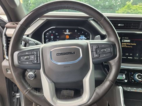 Used 2024 GMC Sierra 1500 Denali w/ Technology Package AWD/4WD image 16