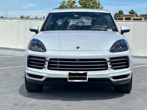 Certified 2022 Porsche Cayenne S AWD/4WD image 12