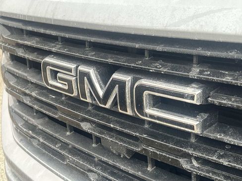 New 2026 GMC Sierra 1500 Elevation w/ Elevation Premium Package AWD/4WD image 31