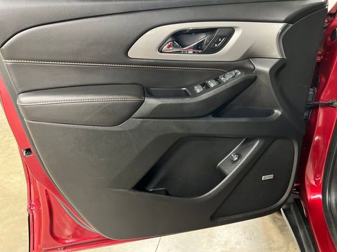 Certified 2020 Chevrolet Traverse RS AWD/4WD image 16