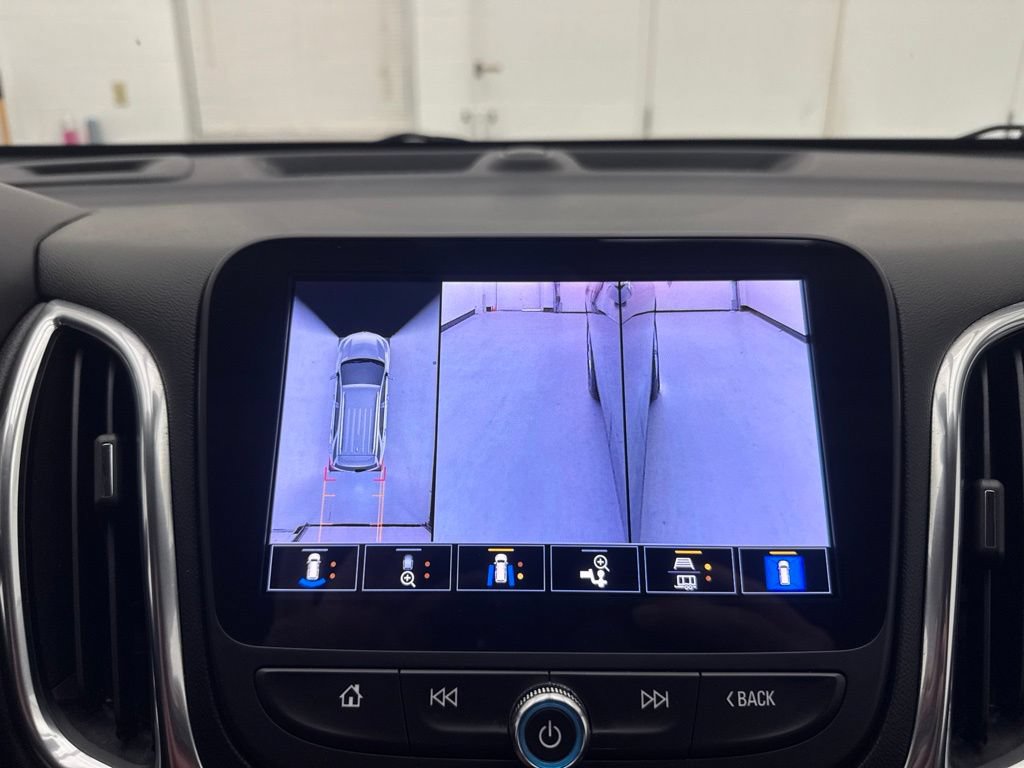 Used 2022 Chevrolet Equinox LT AWD/4WD image 25