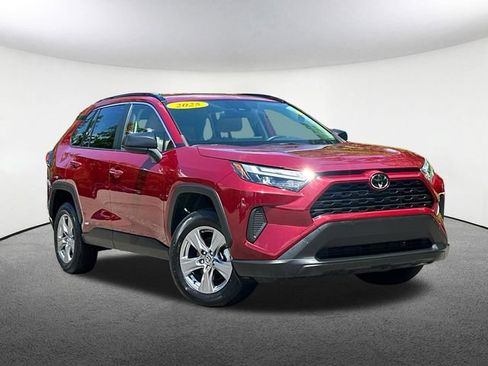 Used 2025 Toyota RAV4 LE AWD/4WD image 2