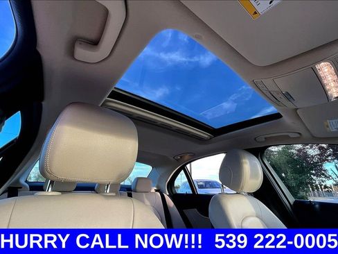 Used 2021 Mercedes-Benz C 300 4MATIC Sedan image 23