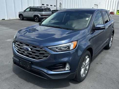 Used 2019 Ford Edge Titanium w/ Equipment Group 301A AWD/4WD image 6