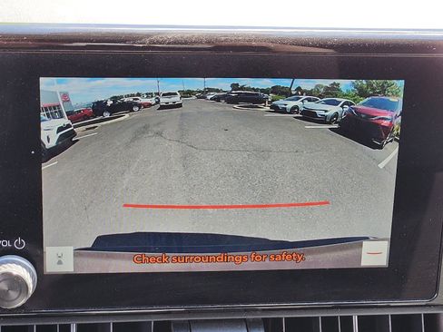Certified 2025 Toyota RAV4 LE AWD/4WD image 17