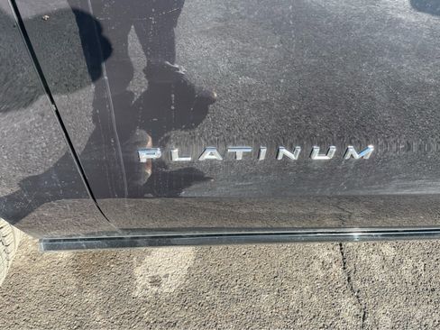 New 2025 Ford Expedition Max Platinum w/ Driver's Package image 10