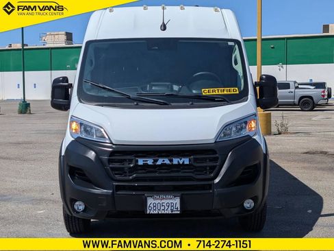 Used 2025 RAM ProMaster 3500 w/ Convenience Group FWD image 2