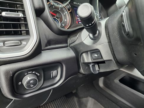 Used 2021 RAM 3500 Big Horn w/ Max Tow Package AWD/4WD image 46