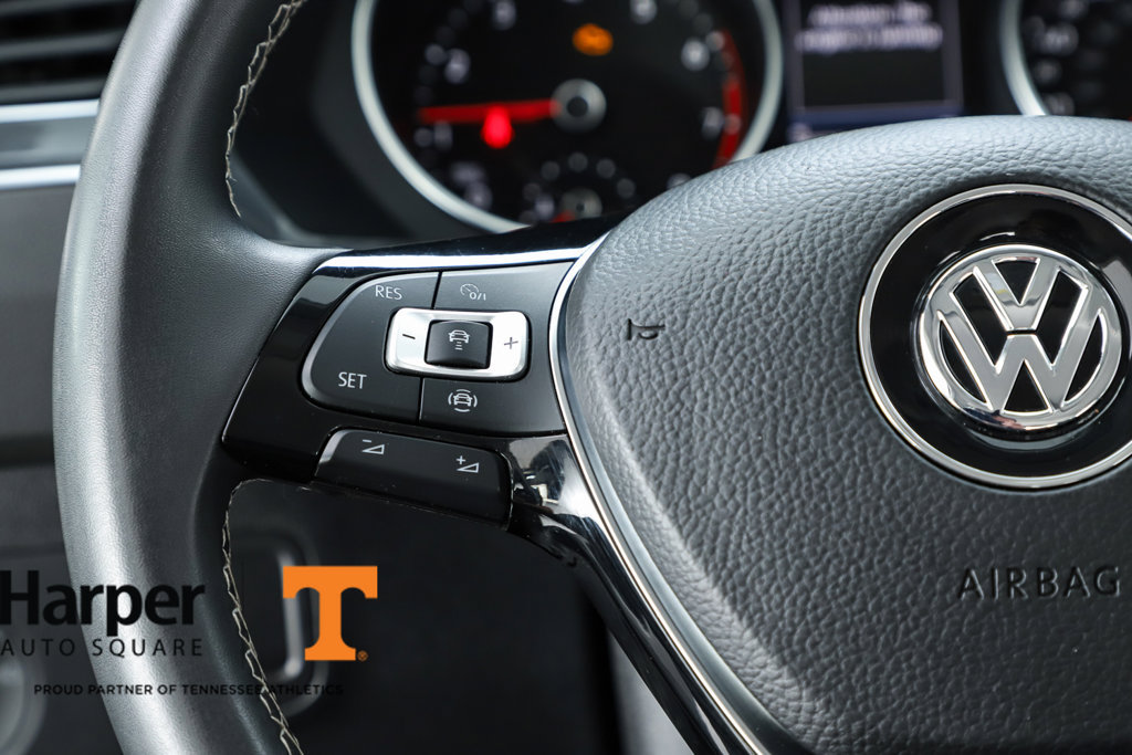 Used 2021 Volkswagen Tiguan SE FWD image 58