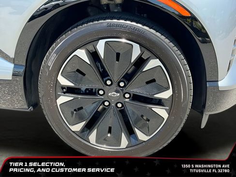 Used 2025 Chevrolet Blazer EV RS AWD/4WD image 13
