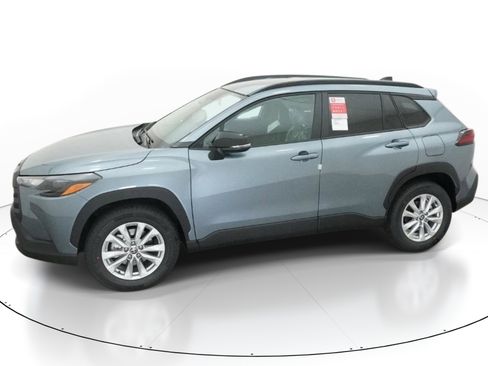 New 2026 Toyota Corolla Cross LE FWD image 2