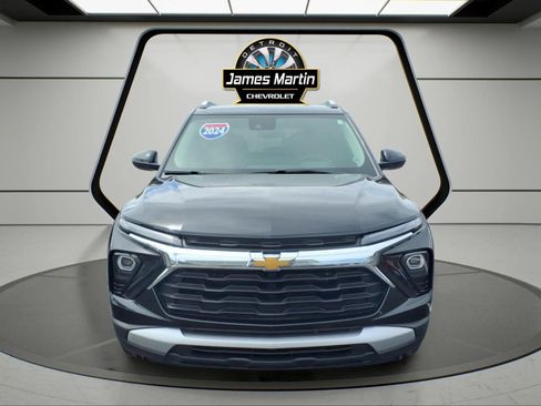 Certified 2024 Chevrolet TrailBlazer LT w/ Driver Confidence Package FWD image 2