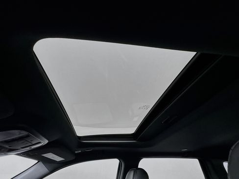 Used 2021 Jeep Grand Cherokee Laredo X image 22