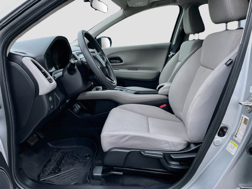 Used 2016 Honda HR-V EX image 19