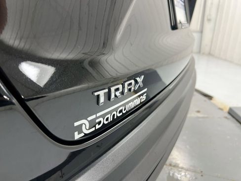 Used 2024 Chevrolet Trax LS w/ LS Convenience Package image 25