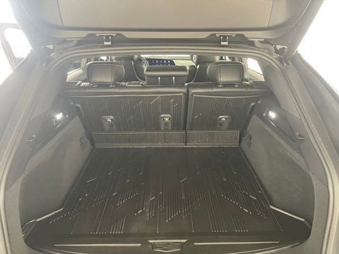 Used 2024 Cadillac Lyriq Sport w/ LPO, Floor Liner Package AWD/4WD image 45