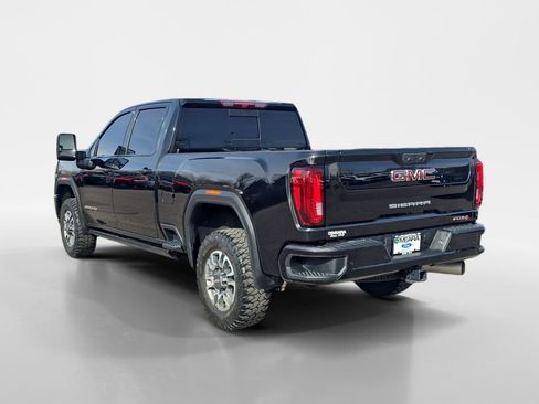 Used 2022 GMC Sierra 2500 AT4 w/ AT4 Preferred Package image 3