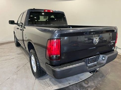Used 2019 RAM 1500 Express AWD/4WD image 11