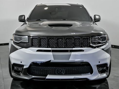 Used 2020 Jeep Grand Cherokee SRT w/ Trailer Tow Group IV AWD/4WD image 4
