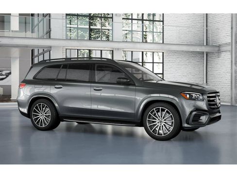 New 2026 Mercedes-Benz GLS 580 4MATIC image 13