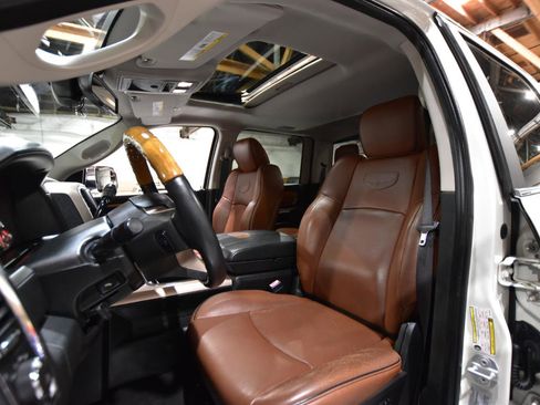 Used 2017 RAM 2500 Longhorn AWD/4WD image 39