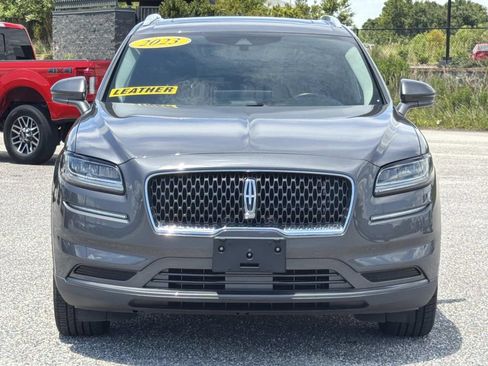 Used 2023 Lincoln Nautilus Reserve w/ Monochromatic Package AWD/4WD image 2