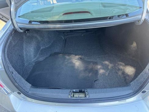 Used 2012 Honda Accord LX image 12
