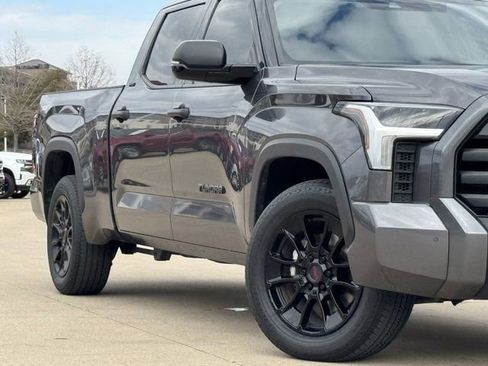 Used 2023 Toyota Tundra SR5 w/ SR5 Convenience Package image 3