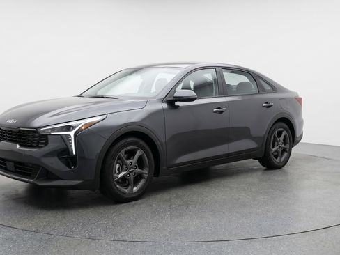 Used 2025 Kia K4 LXS FWD image 3