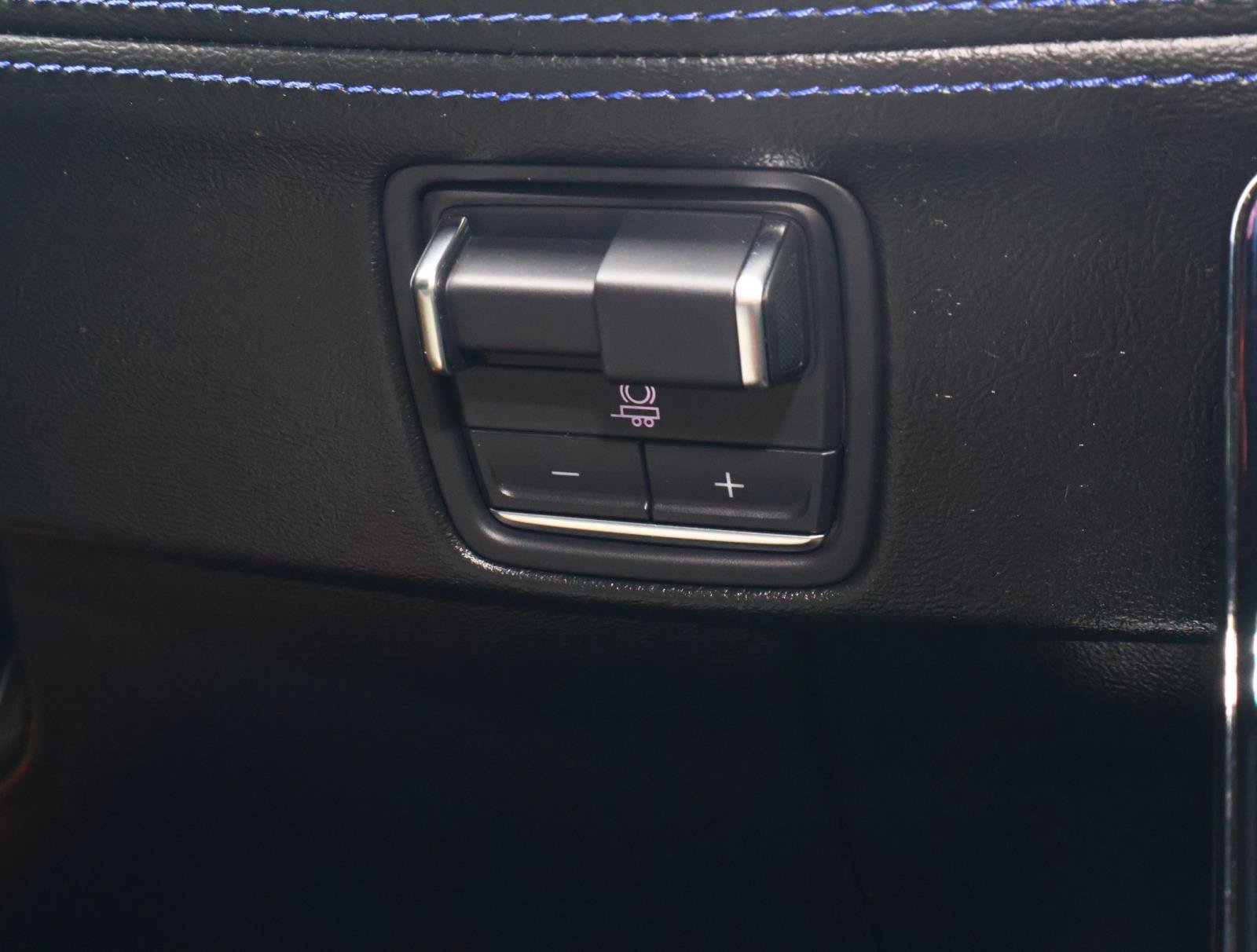 Certified 2026 Cadillac Escalade IQL Luxury AWD/4WD image 36