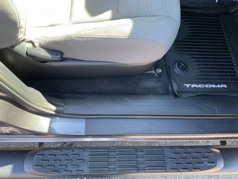 Used 2019 Toyota Tacoma SR5 image 58