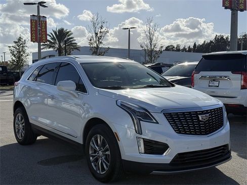 Used 2021 Cadillac XT5 Premium Luxury image 4