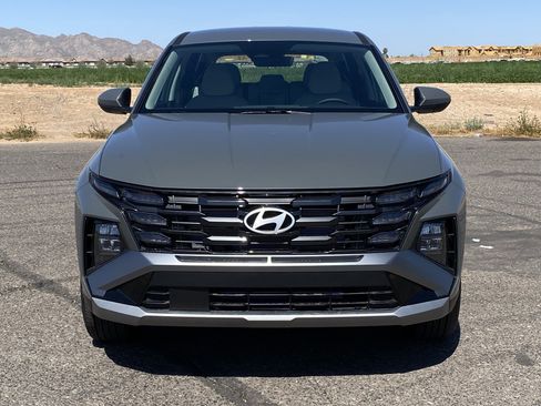 Certified 2026 Hyundai Tucson SE image 8