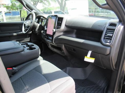 New 2026 RAM 2500 Warlock AWD/4WD image 12