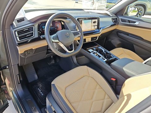 New 2026 Volkswagen Atlas Cross Sport SE image 11