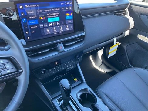 New 2026 Subaru Outback Limited w/ Premium/Limited Package AWD/4WD image 16