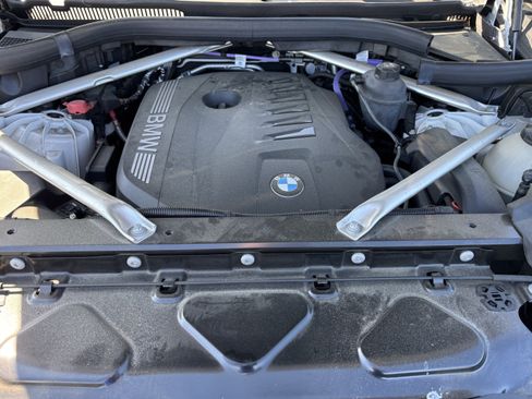 Certified 2025 BMW X5 sDrive40i w/ Premium Package RWD image 35