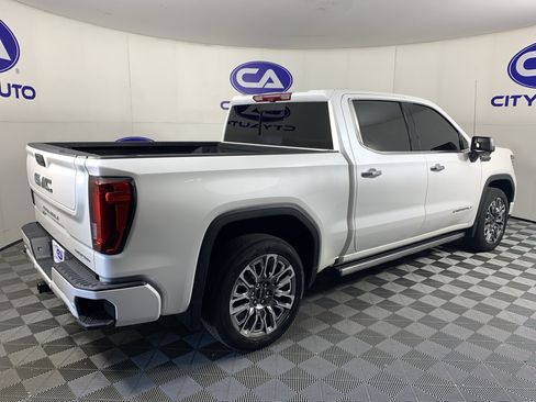 Used 2023 GMC Sierra 1500 Denali Ultimate AWD/4WD image 3