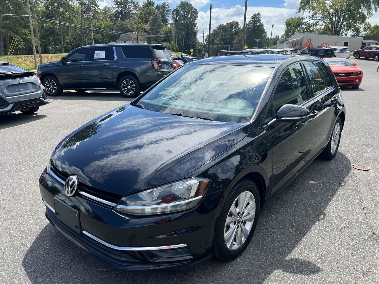Used 2021 Volkswagen Golf 4-Door FWD image 1