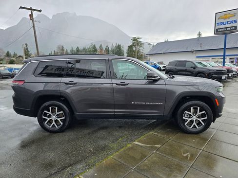 Used 2024 Jeep Grand Cherokee L Limited w/ Luxury Tech Group II image 5