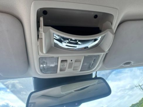 Used 2016 Honda CR-V Touring image 29