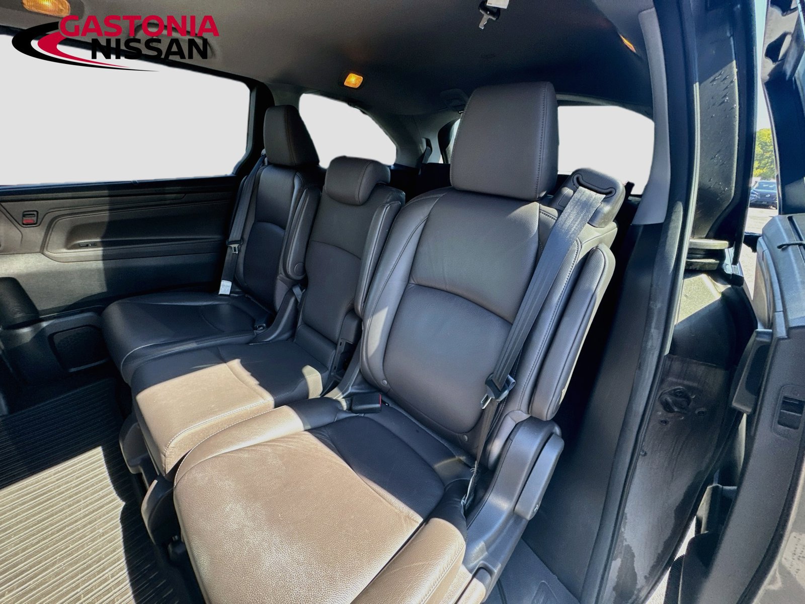 Used 2018 Honda Odyssey Touring image 32