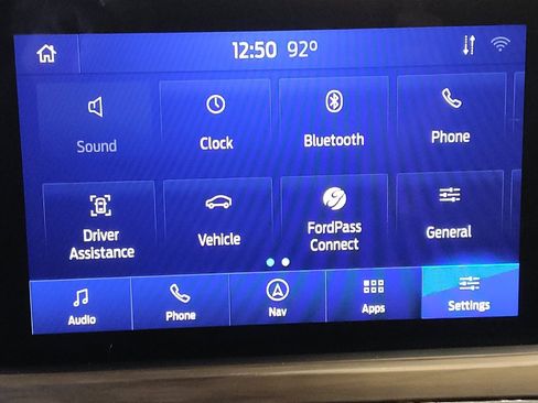 Used 2020 Ford Escape Titanium AWD/4WD image 25
