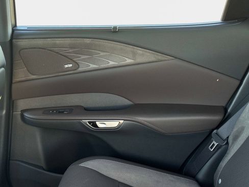 New 2026 Lexus RX 450h AWD image 2