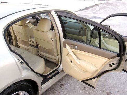 Used 2006 INFINITI G35 x Sedan w/ (P03) Premium Pkg C AWD/4WD image 26