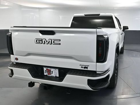 Used 2021 GMC Sierra 1500 Elevation w/ LPO, Elevation Black Package AWD/4WD image 7