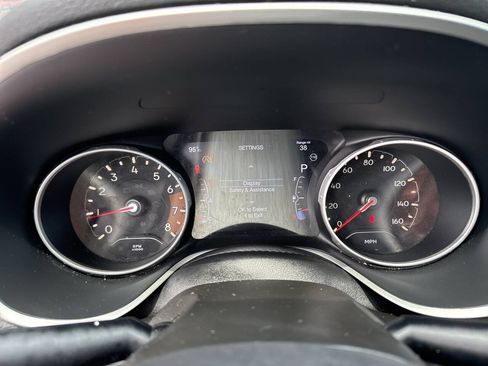 Used 2020 Jeep Compass Limited FWD image 16